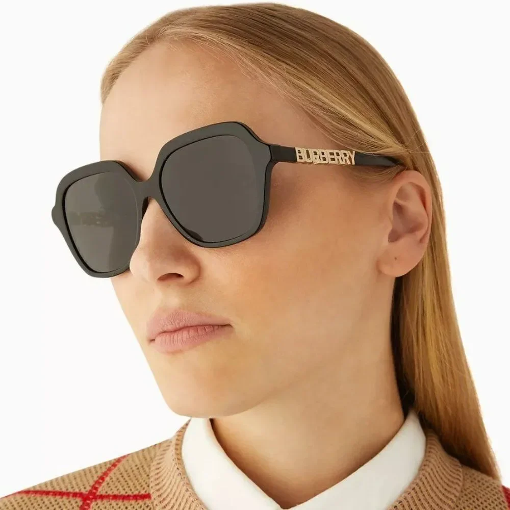 SALE! NEW Burberry BE4389 Joni 300187  Black Dark Grey Square Women Sunglasses - Picture 4 of 12